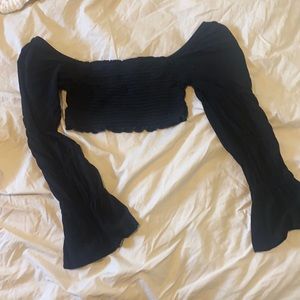 Cropped black top